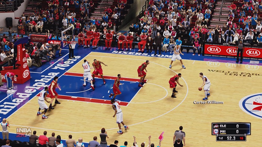 Indiferent că iubiţi sau nu baschetul, NBA 2K14 este simulatorul sportiv pe care trebuie să îl jucaţi. Cei de la Visual Concepts au creat un joc aparte pentru 2K Sports, îmbunătăţind formula prezentă în ediţia anului trecut: toate bugurile supărătoare au fost reparate, iar majoritatea elementelor problematice din gameplay au primit o revizie generală. Rezultatul ar putea părea sufocat de "product placement", dar dezvoltatorii noului titlu au încercat doar să recreeze spiritul NBA genuin, cu bune şi rele. Din fericire, sportul în sine a rămas intact, indiferent că vorbim despre modul single-player, cel hot-seat sau componenta online. Cu un control impecabil, licenţe oficiale complete, un AI dur şi o grafică plăcută ochiului, NBA 2K14 pentru PS3 merită butonat până când creşteţi în înălţime. For the Kwan & LeBron!